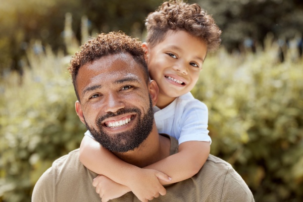 8 Ways to Celebrate Father’s Day on a Budget 